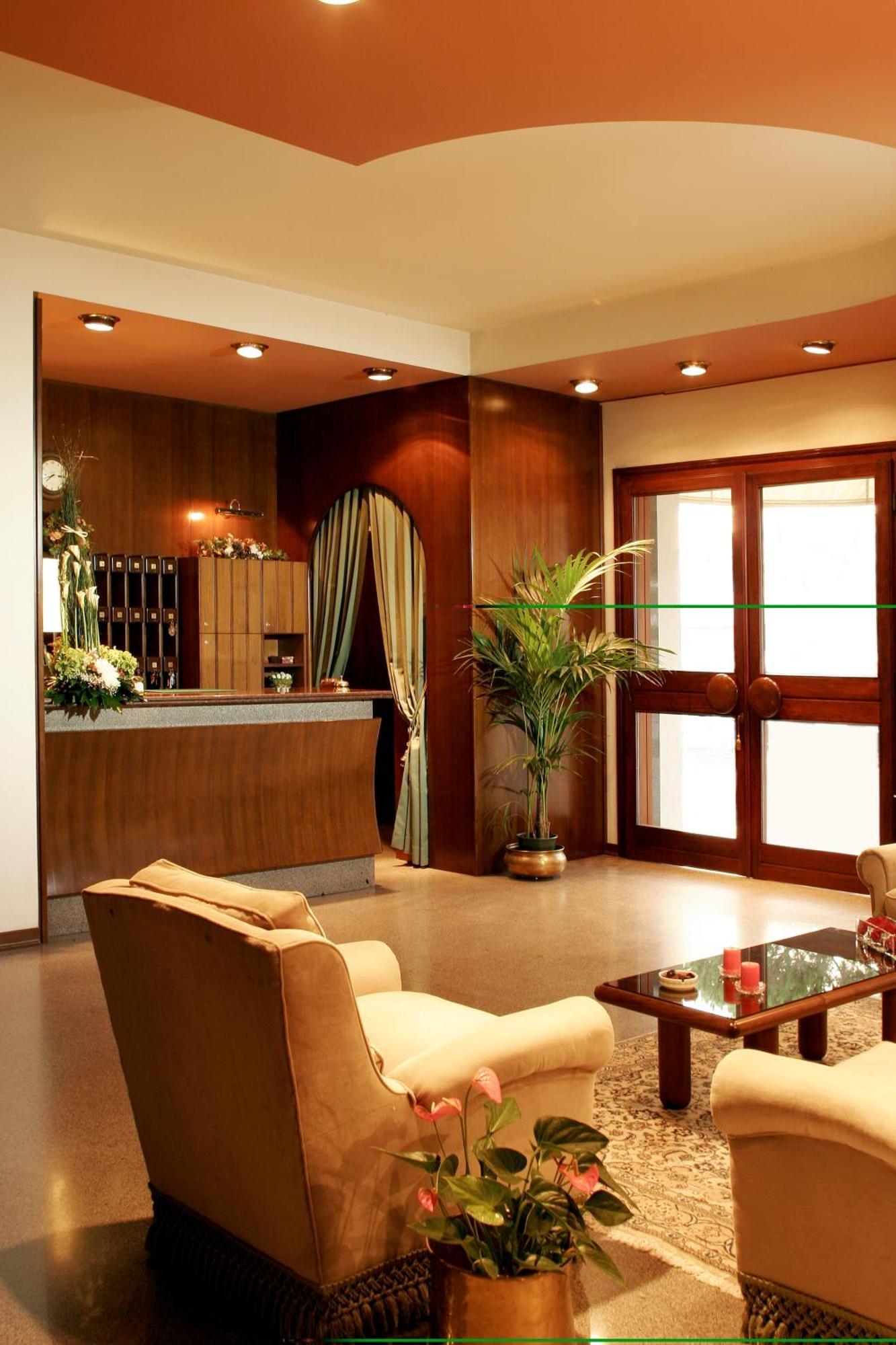 Hotel Astoria Пинето Экстерьер фото
